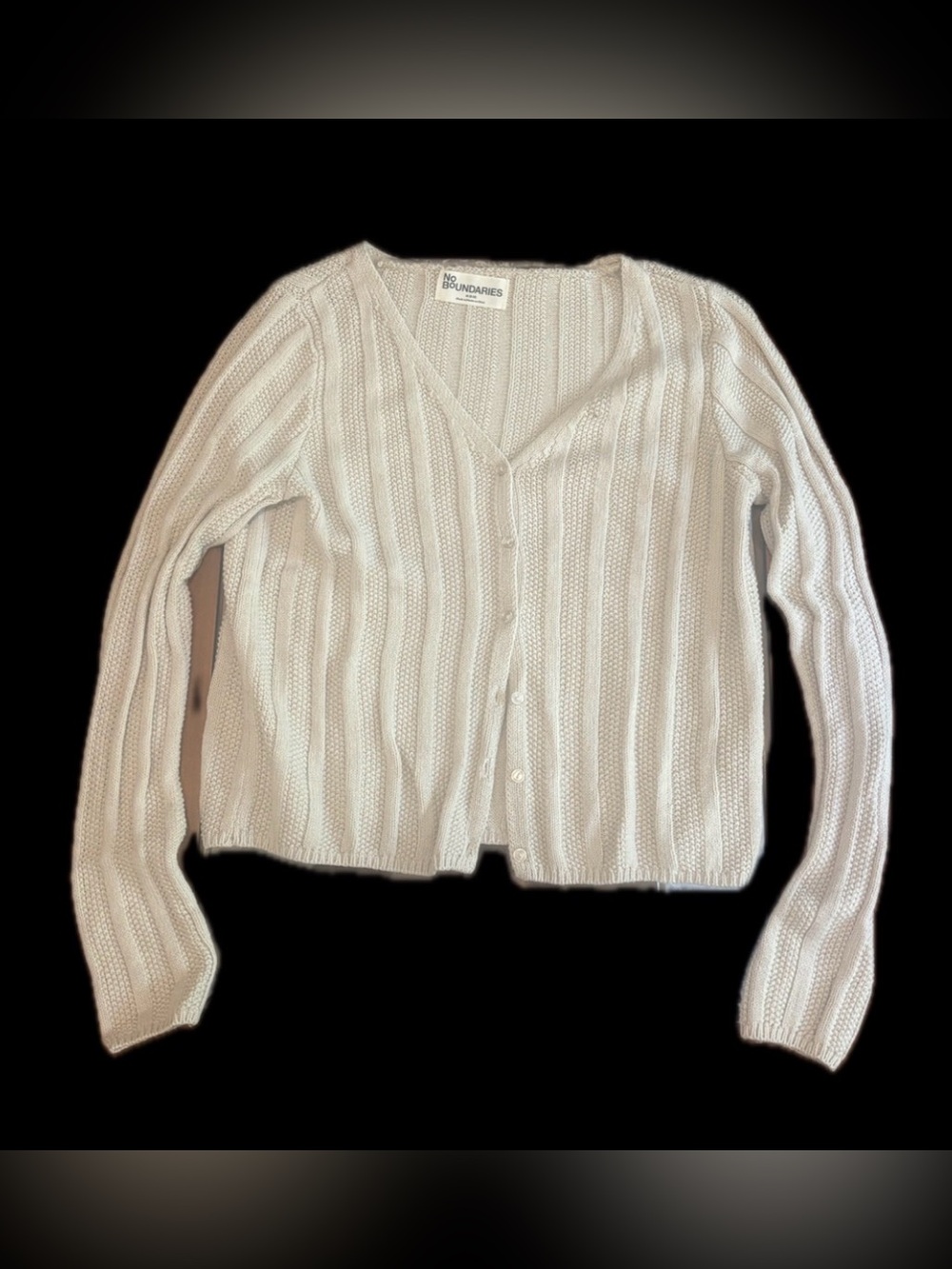 No Boundaries Size: M Cream Button-Front V-Neck Sweater